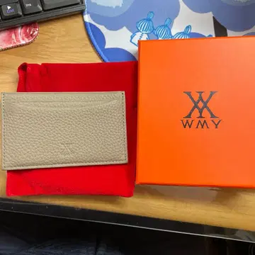 시험 삼아 넣어본 WMY 가죽 카드 케이스 베이지 아이보리