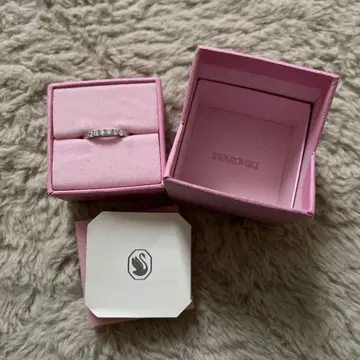 Swarovski 실버 스톤 부착 반지