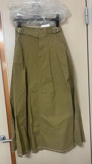 미사용품 todayful 베이지 스커트