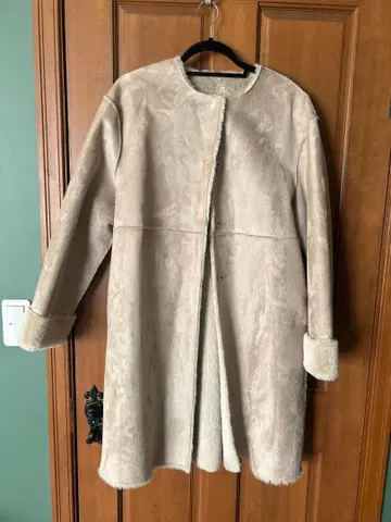 베이지 무스탕 코트 미사용 택 포함 리버서블