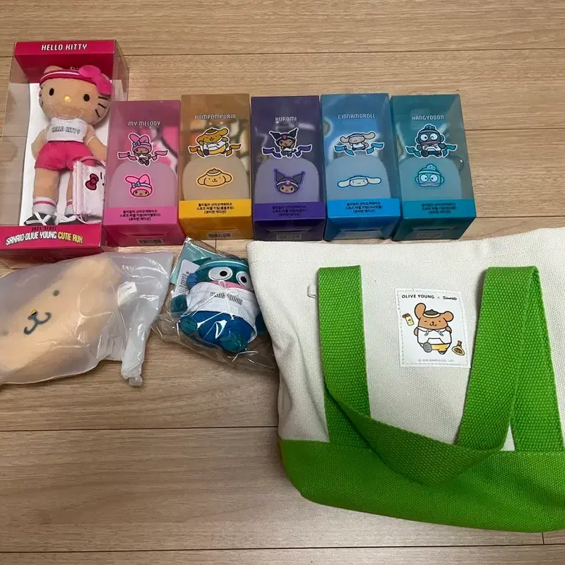 산리오 올리브영 인형 큐티런 에디션 양도 키티 마이멜로디 쿠로미 시나모롤