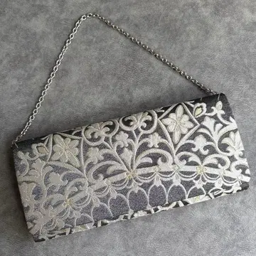 [컨디션 최상] 엘레강트한 꽃무늬 자수 클러치백 파티백