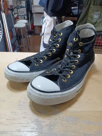 CONVERSE ALL STAR 블랙 스니커즈
