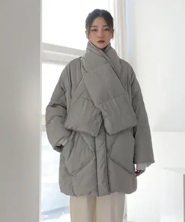 UNE MANSION 머플러 포함 덕 다운 코트 다운 자켓