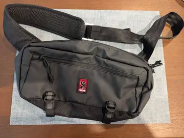 CHROME 블랙 바디백 미니카 데드스탁