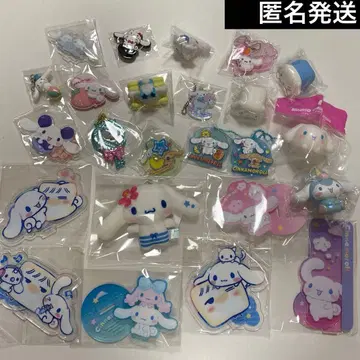 산리오 시나몬 시나모롤 아크릴 스탠드 러버 키링 마스코트 세트