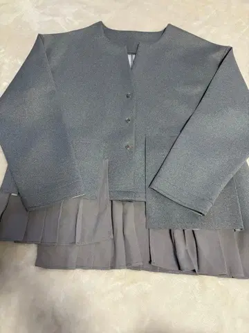 Deux Amour 드자룸 그레이 노카라 자켓 플리츠 M~L