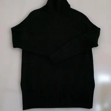 랄프 로렌 블랙 터틀넥 니트 스웨터 38000엔