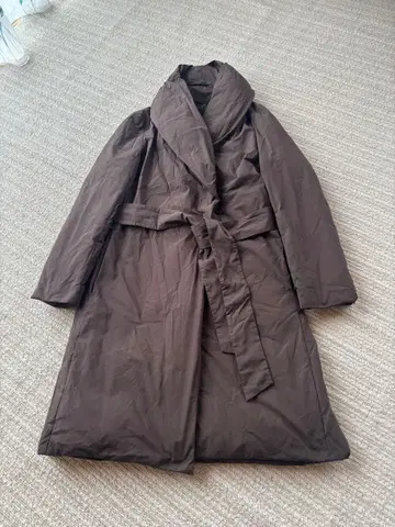 MOGA 브라운 벨트 롱 코트 사이즈 2 다운 코트