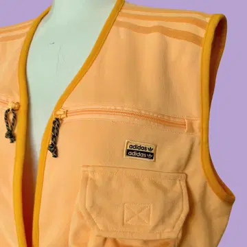 아디다스 파스텔 오렌지 프론트 오픈 베스트