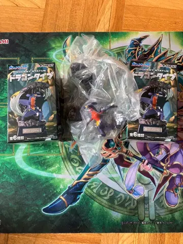 POCKET STATUE 드래곤 타입 가브리아스 + 2개