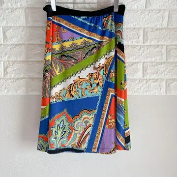 컬러풀 플레어 스커트 [ M ] 멀티 컬러 페이즐리 무늬 허리밴딩 편안한