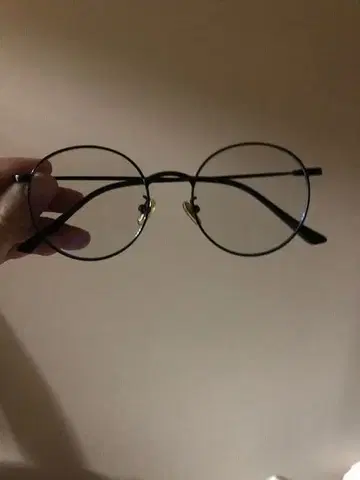 블랙 메탈 라운드 프레임 안경