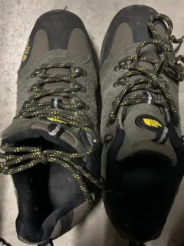 더 노스페이스 등산화 그레이/블랙