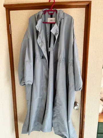 라이트 블루 롱 기장 코트 후드 부착