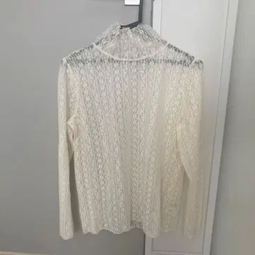 스트레치 레이스 하이넥 풀오버