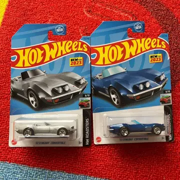 핫휠 '72 스팅레이 컨버터블 2대