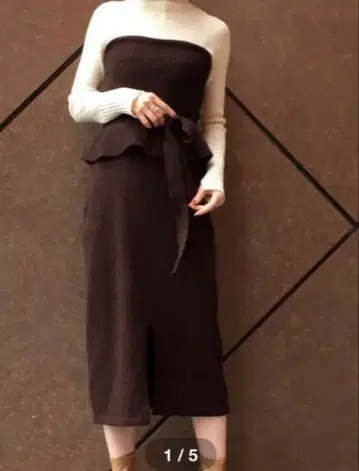 NOBLE 니트 원피스 뷔스티에 다크 브라운