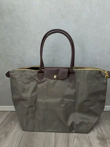 그레이 나일론 토트백