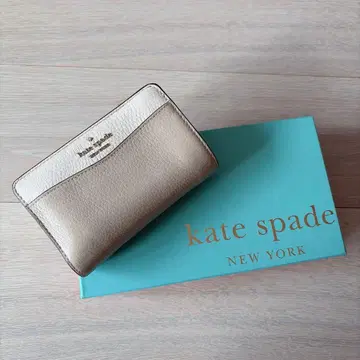 케이트 스페이드 katespade 지갑 2단 접이식 지갑