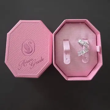 스와로브스키 Ariana Grande 이어커프