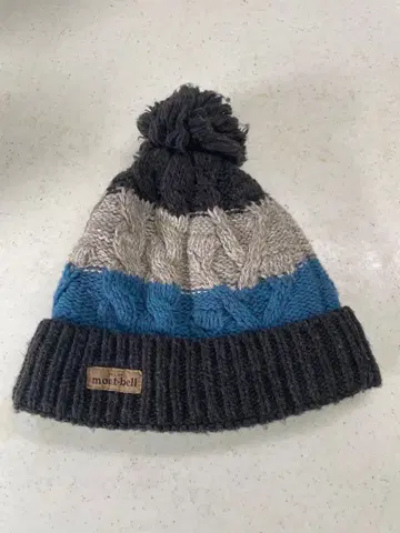 몽벨 니트 모자 케이블 니트 유루캠 비니 중고
