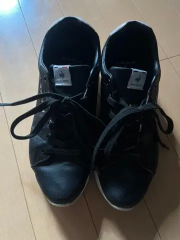 르꼬끄 스포르티브 블랙스니커즈