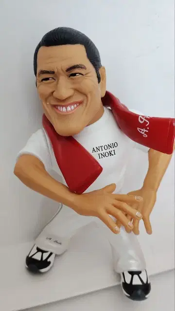 하오 예술 오피스 하오 컬렉션 안토니오 이노키/빨간색 타월/하오 컬렉션