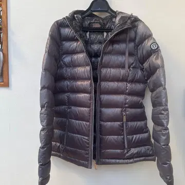 캘빈 클라인 패딩 자켓 후드 부착 실버 그레이