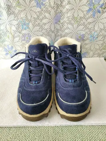 #ellesse 네이비 퍼 포함 하이컷 스니커즈/24.5/2E