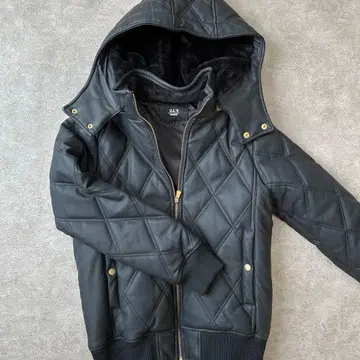 ILL'S 후드 부착 퀼팅 다운 자켓 블랙