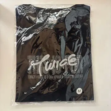 [ 미개봉 새상품 ] THIS IS FOR 셔츠 BLAC 다현 M 사이즈