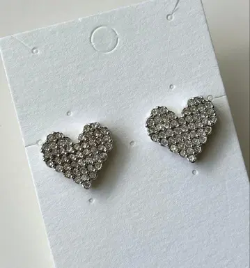 하트 모양 하트 큐빅 귀걸이 미사용 새상품