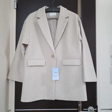 [ 택 포함 미사용 새상품 ] 글로벌 워크 가벼운 스트레치 미들 자켓