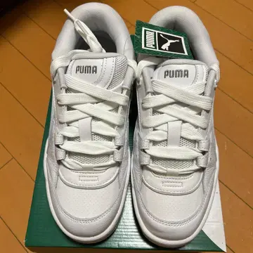 미사용 새상품 PUMA 스케이터 스니커즈 180 가죽