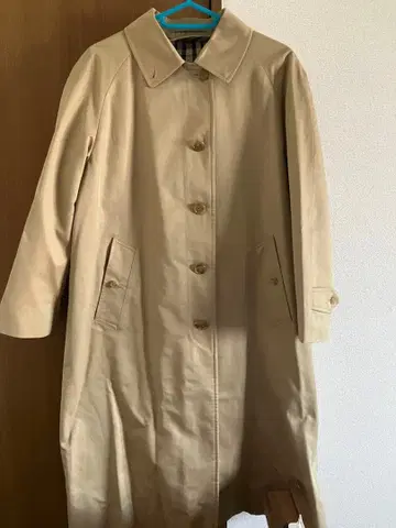 [ DAKS ] 닥스 트렌치코트 11호 래글런 베이지