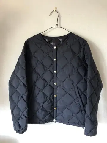 워셔블 골드 버튼 이너 다운 자켓