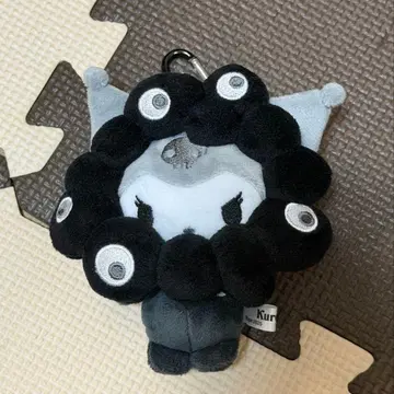 산리오 미야쿠미야쿠 카라비너 블랙  봉제 인형 쿠로미 BC