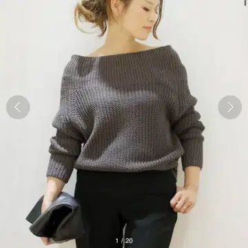 새상품급 DeuxiemeClasse 아제 오프숄더 니트