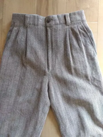 헤링본 무늬 테이퍼드 슬랙스