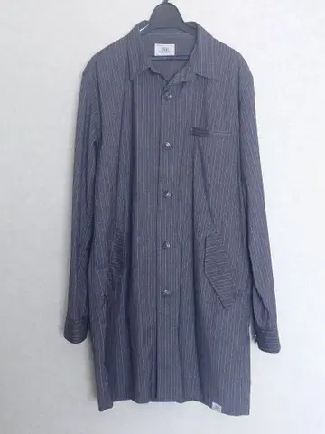 CRIMIE 롱 셔츠 코트 핀스트라이프 클라이미