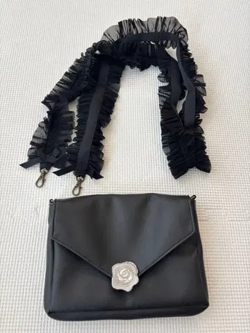 아비에타주 숄더백