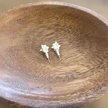 별 모양 펄 귀걸이