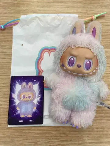 [ 정품 중고품 ] POPMART labubu 러브 에너지 LUCK 행운
