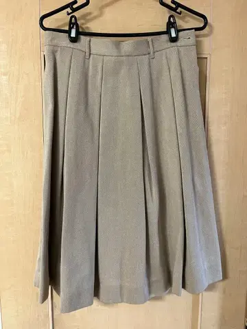 45r 플레어 스커트 플리츠 베이지