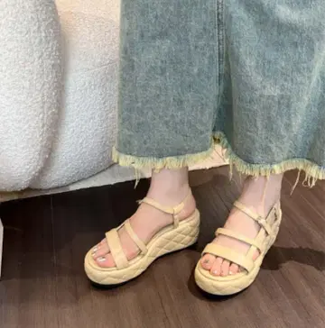 연말 세일 한국 스타일 통굽 샌들 24.5 베이지