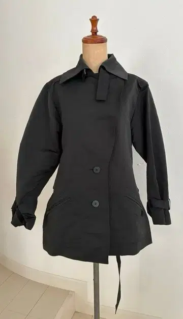 HIROKO KOSHINO 블랙 코트