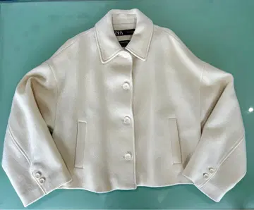 [ 새상품급 ] ZARA 화이트 자켓 코트 숏 기장 화이트