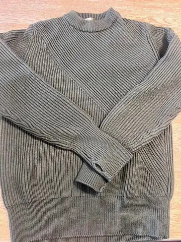 HYKE 하이크 카키 스웨터 사이즈 1