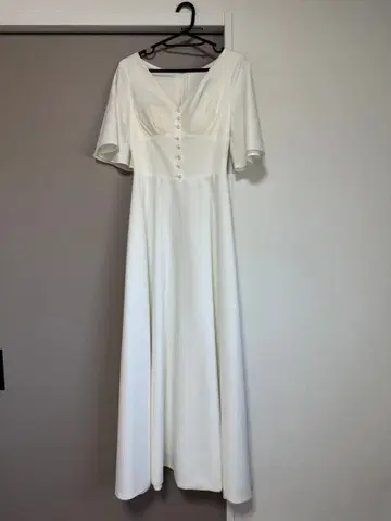 Grace Planning 화이트 플레어 드레스